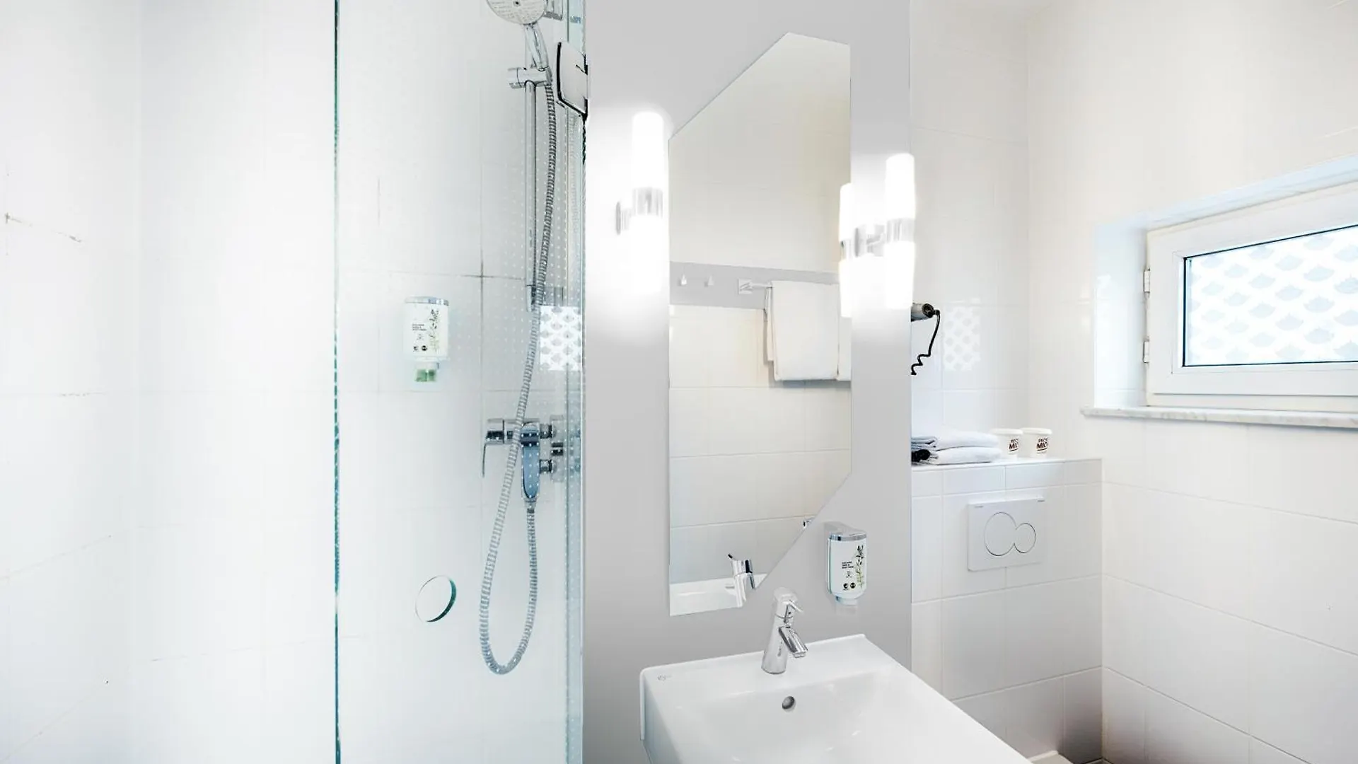 B&B Hotel Bremen-Altstadt  BRE